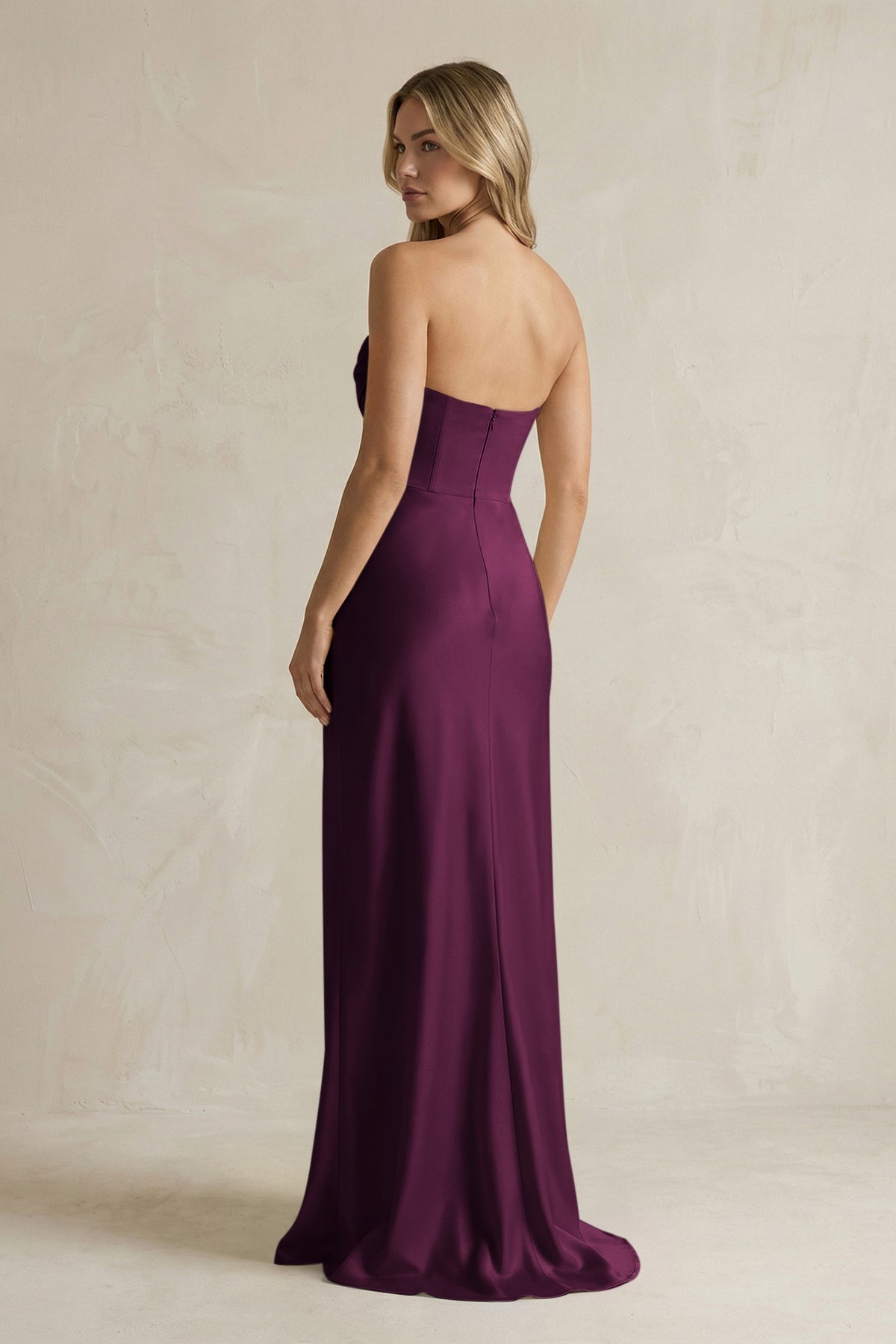 Robe demoiselle d’honneur sangria longue sans manches froncée à corset - Harana
