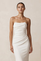 Robe de mariée ivoire en crêpe coupe sirène bustier effet drapé - Harana
