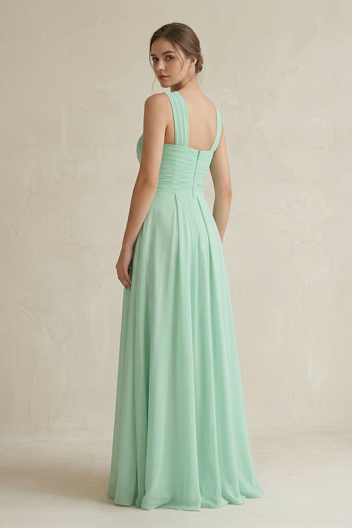Robe demoiselle d’honneur pale pistachio longue dos nu sans manches plissée - Harana