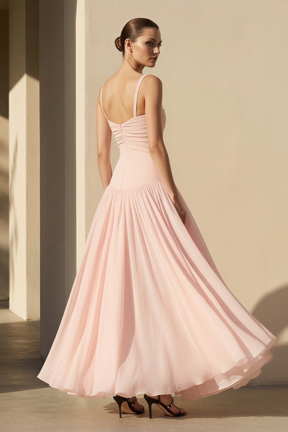 Robe longue rose poudré à fines bretelles - Harana
