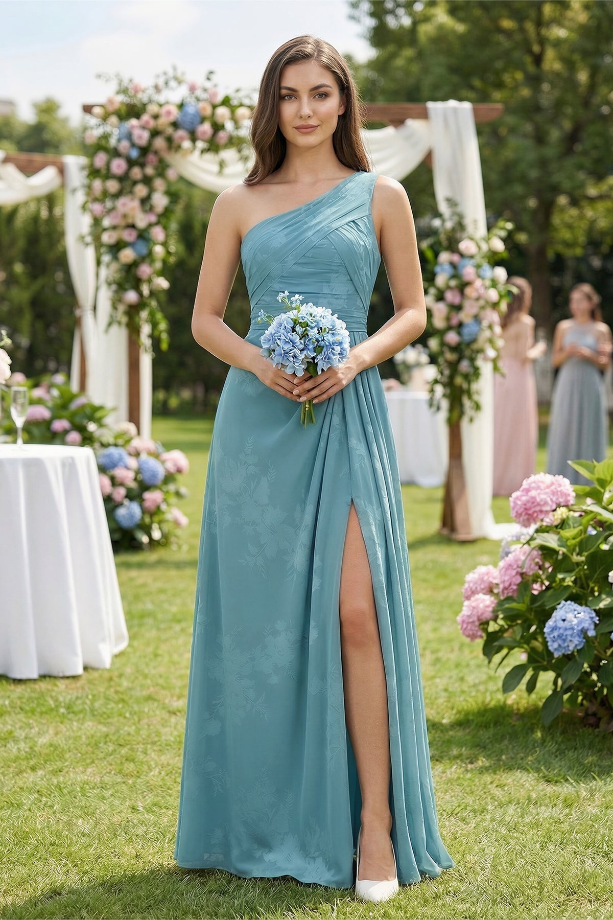 Robe demoiselle d’honneur adriatic blue longue asymétrique sans manches avec fente - Harana