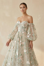 Robe de mariée vert sauge longue à épaules dénudées à dentelle en tulle - Harana