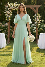 Robe demoiselle d’honneur pale pistachio longue col V froncée à volants - Harana