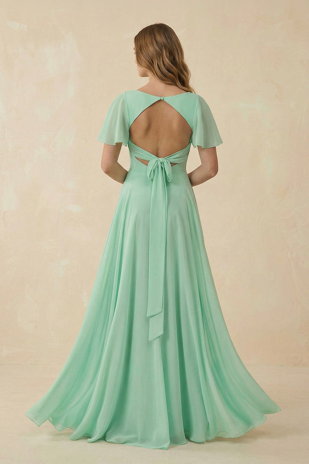 Robe demoiselle d’honneur pale pistachio longue col V manches courtes avec fente - Harana