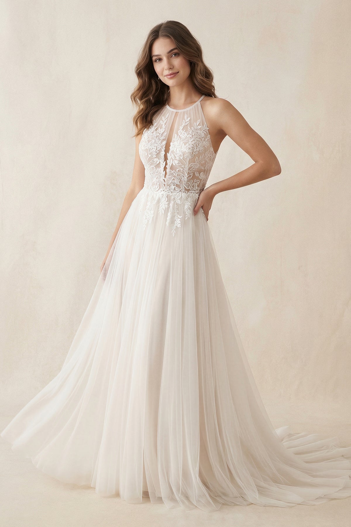 Robe de mariée ivoire trapèze en tulle dos nu sans manches - Harana