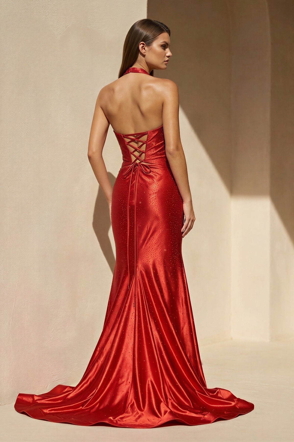 Robe longue rouge dos nu avec fente perlée - Harana