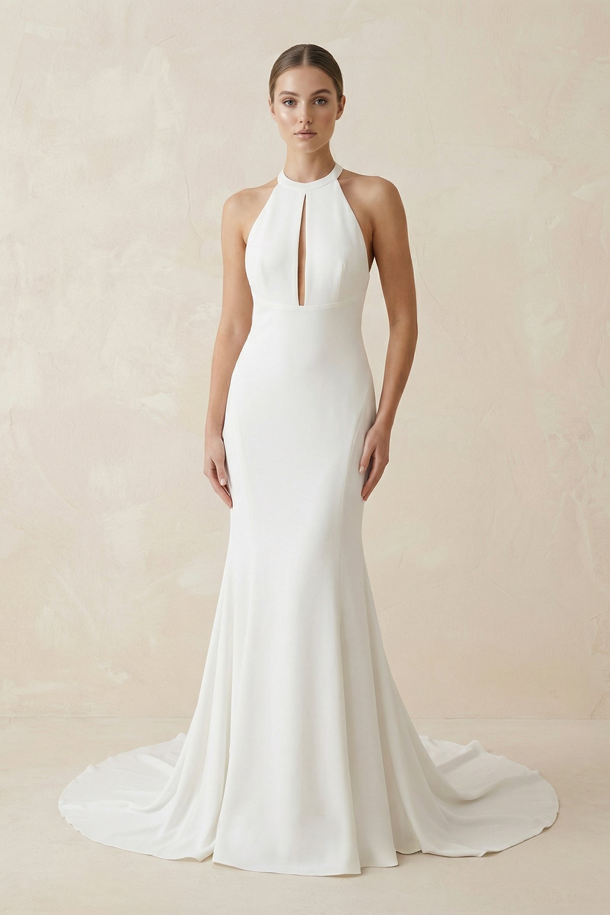 Robe de mariée blanche satinée coupe sirène à col licou - Harana