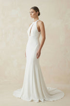 Robe de mariée blanche satinée coupe sirène à col licou - Harana