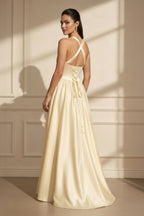 Robe longue jaune satinée coupe trapèze dos nu - Harana