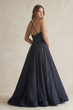 Robe de mariée noire trapèze en satin dos nu sans manches - Harana