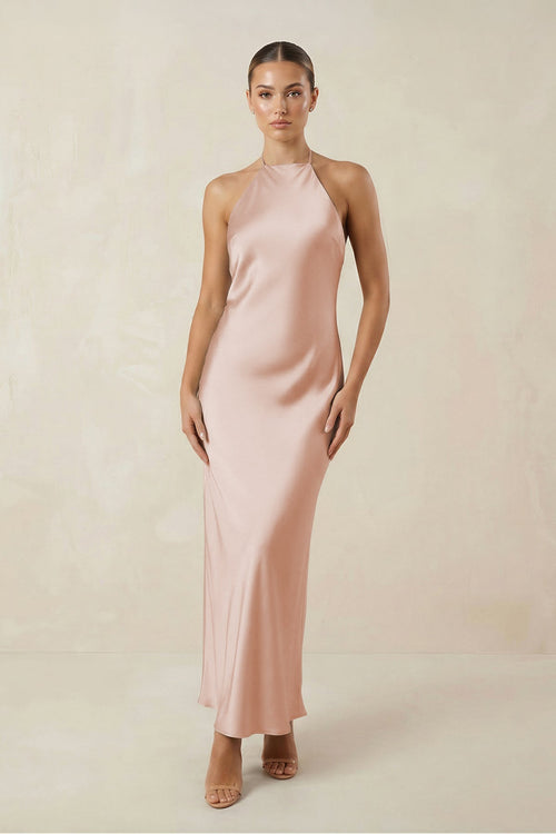 Robe de demoiselle d’honneur rose pâle midi satinée coupe fourreau à col licou - Harana