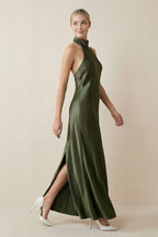 Robe demoiselle d’honneur willow green longue dos nu sans manches froncée - Harana