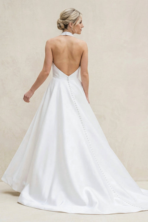 Robe de mariée blanc longue dos nu sans manches froncée - Harana