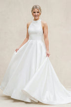 Robe de mariée blanc longue dos nu sans manches froncée - Harana