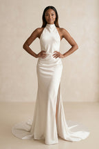 Robe de mariée ivoire satinée coupe sirène à col montant avec fente - Harana