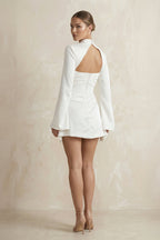 Robe de mariée courte blanc satinée à manches longues - Harana