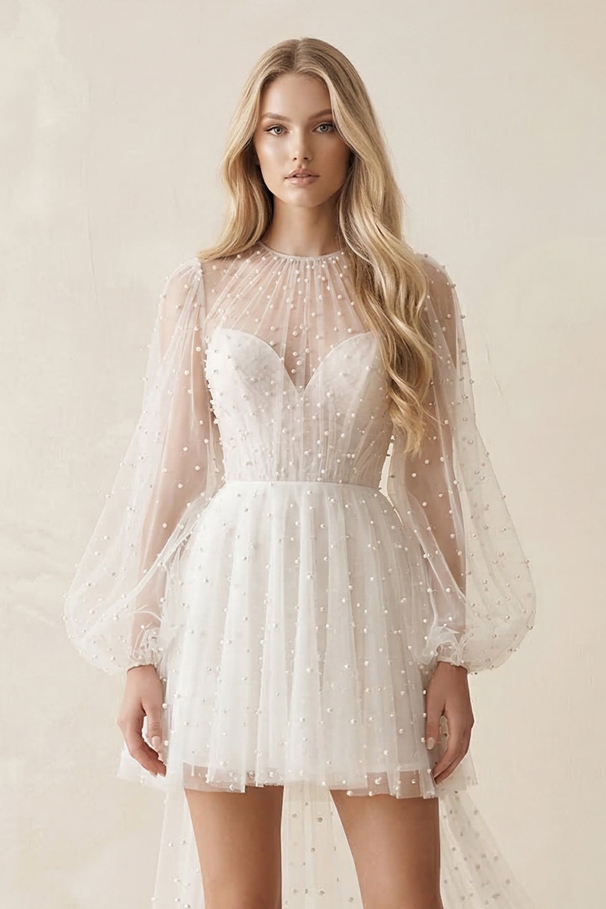 Robe de mariée blanche trapèze en tulle manches longues perlée - Harana