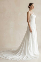 Robe de mariée blanche trapèze en mousseline sans manches effet illusion - Harana