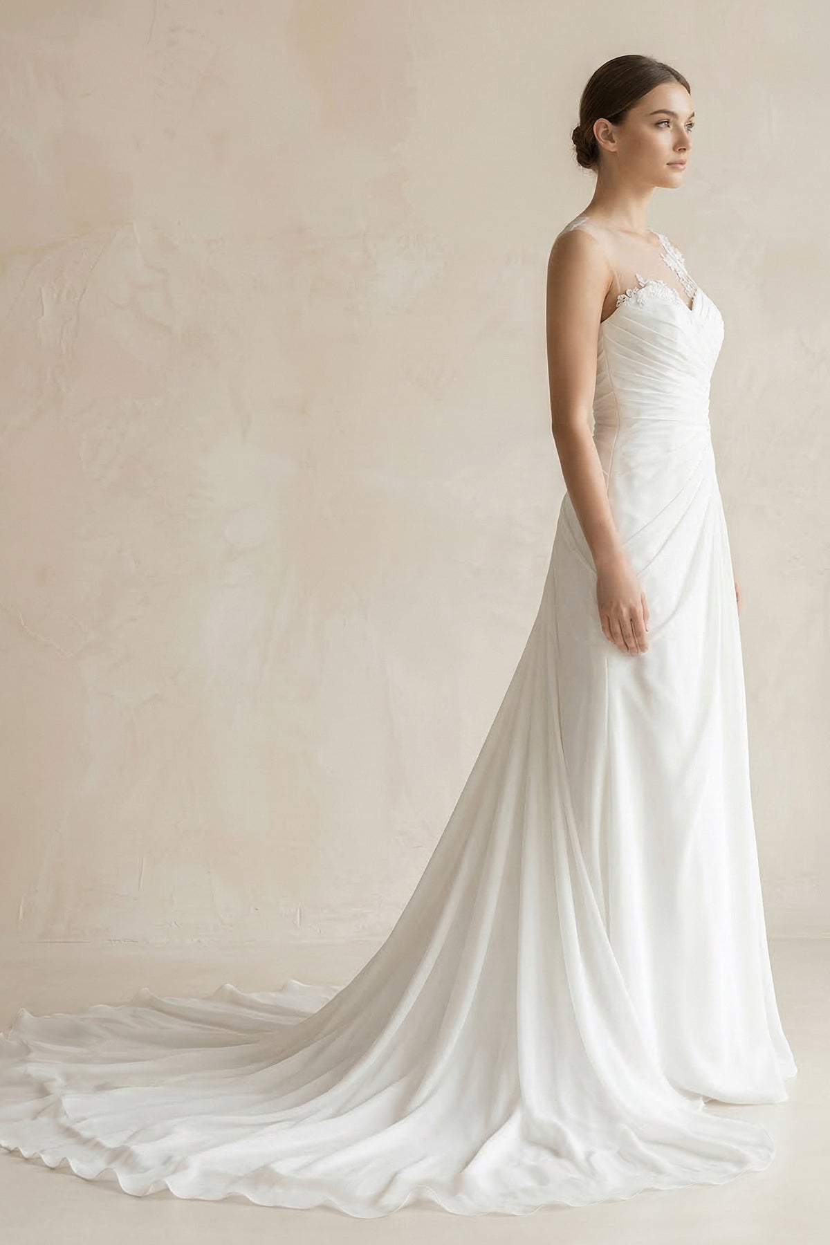 Robe de mariée blanche trapèze en mousseline sans manches effet illusion - Harana