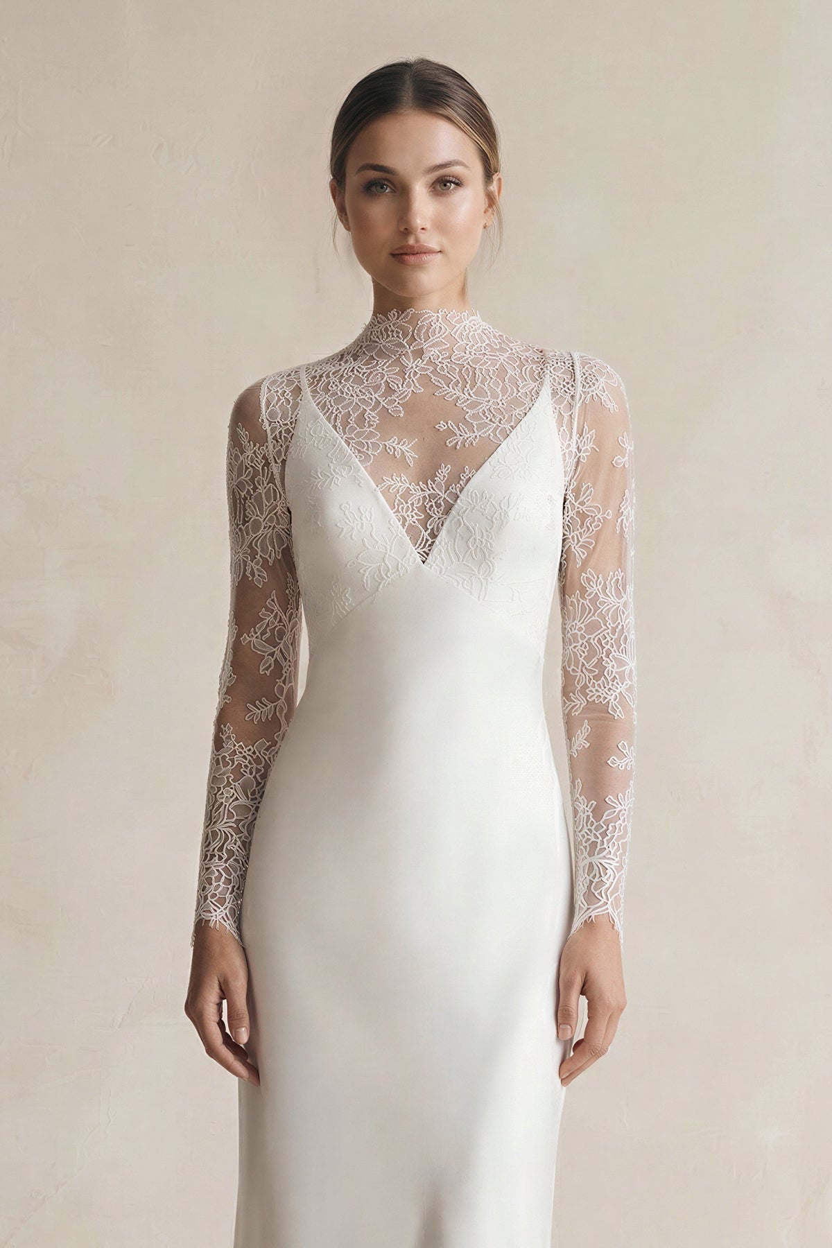 Robe de mariée blanche fourreau satinée manches longues - Harana