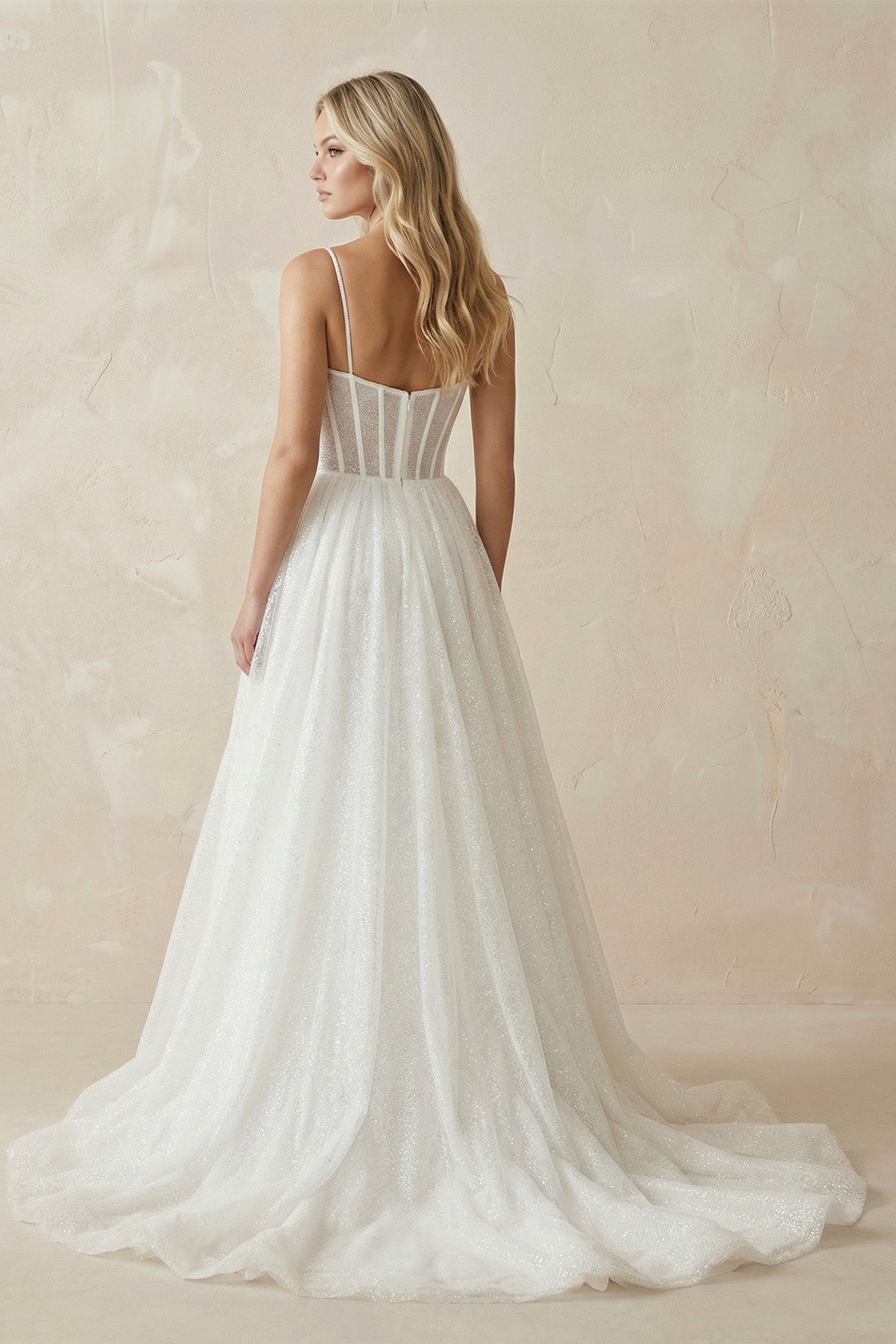 Robe de mariée ivoire trapèze en tulle à fines bretelles sans manches - Harana