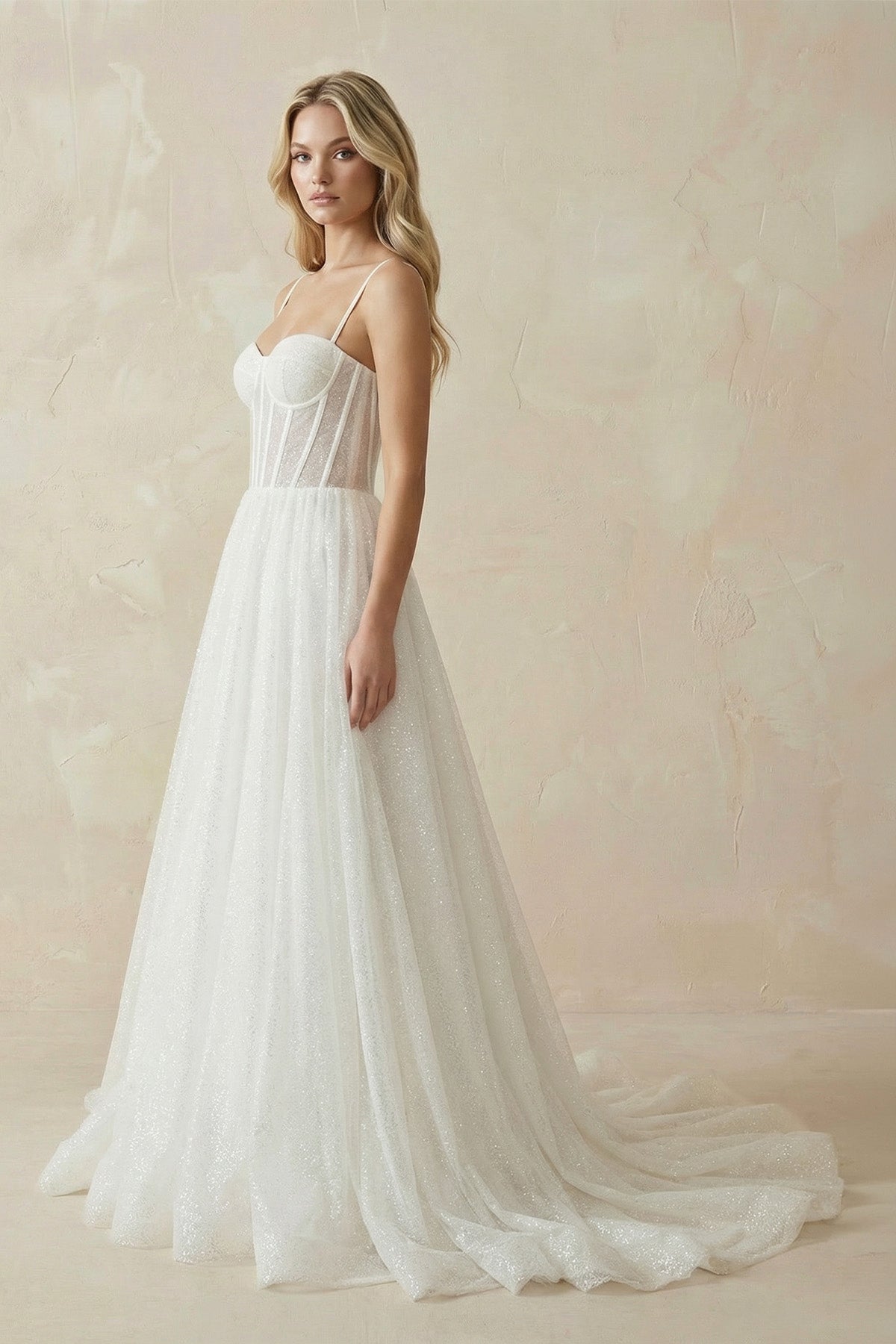 Robe de mariée ivoire trapèze en tulle à fines bretelles sans manches - Harana