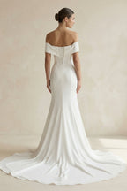 Robe de mariée ivoire satinée coupe sirène à épaules dénudées - Harana