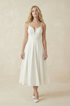 Robe de mariée ivoire midi trapèze satinée à fines bretelles col V - Harana