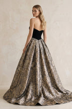 Robe de mariée noir longue sans manches coupe trapèze - Harana