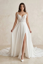Robe de mariée blanche trapèze en mousseline à épaules dénudées sans manches - Harana