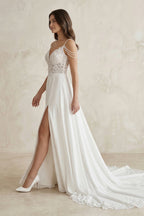 Robe de mariée blanche trapèze en mousseline à épaules dénudées sans manches - Harana