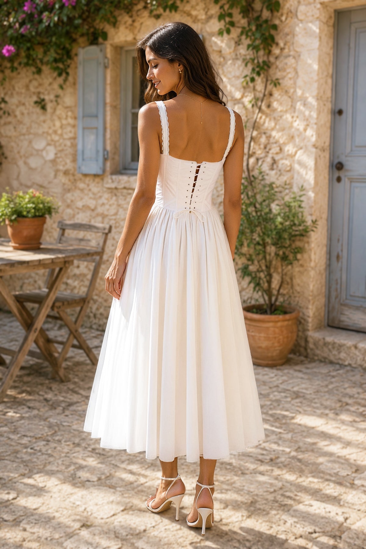 Robe blanche midi en dentelle et coton coupe trapèze avec corset - Harana