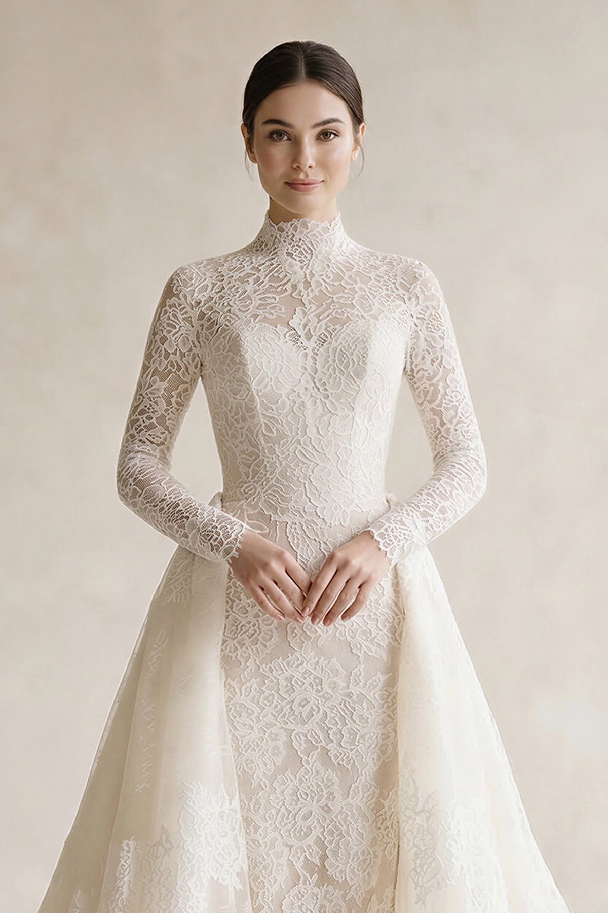 Robe de mariée ivoire longue manches longues à dentelle - Harana