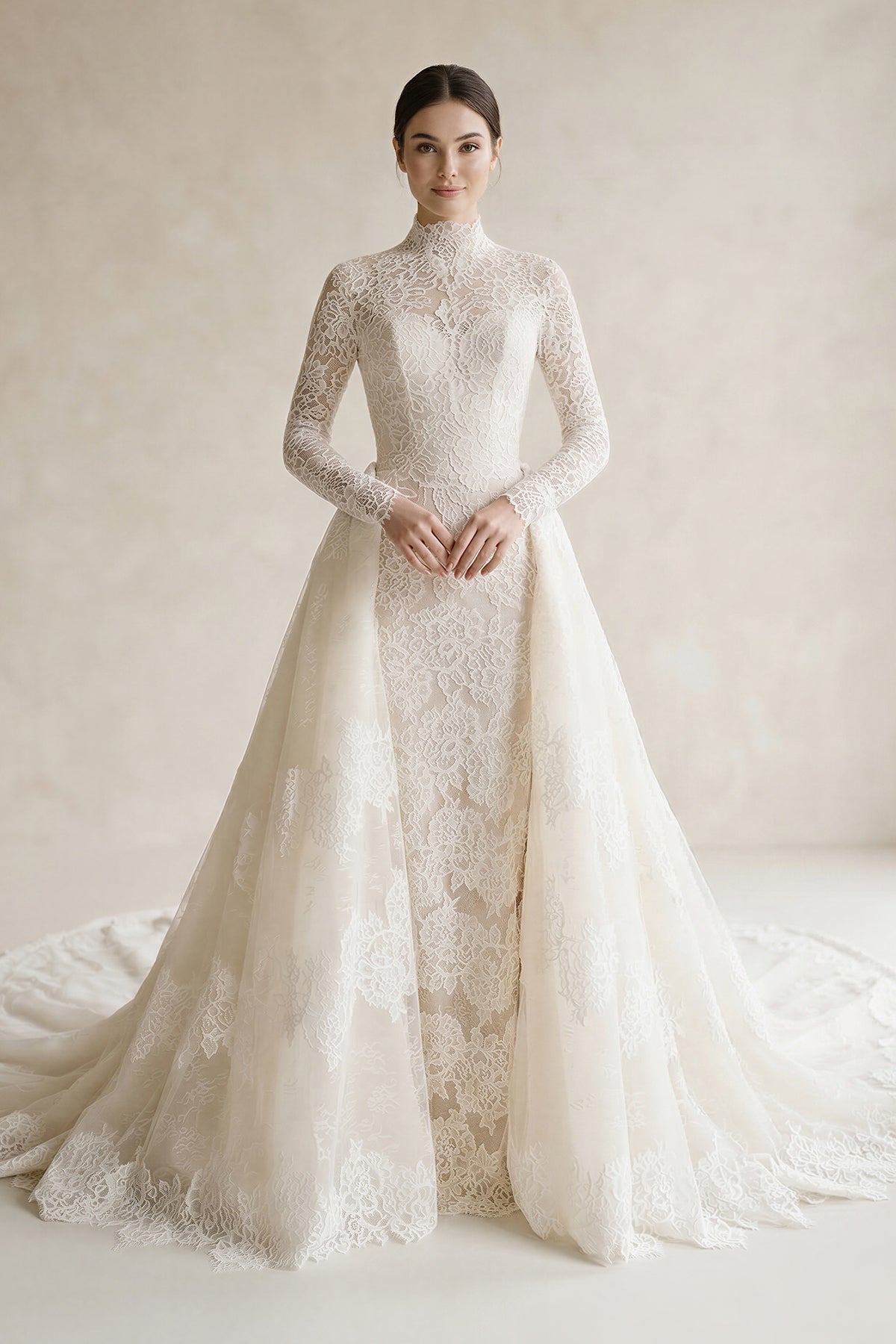 Robe de mariée ivoire longue manches longues à dentelle - Harana