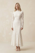 Robe de mariée ivoire midi en dentelle coupe sirène à col montant et manches longues - Harana