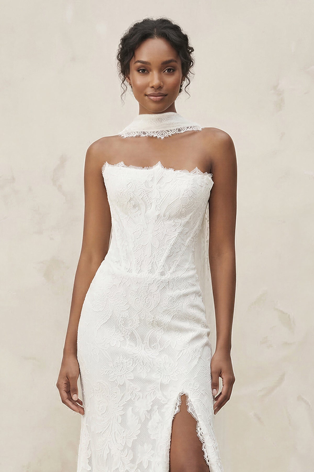 Robe de mariée blanche fourreau dentelle bustier à corset sans manches - Harana