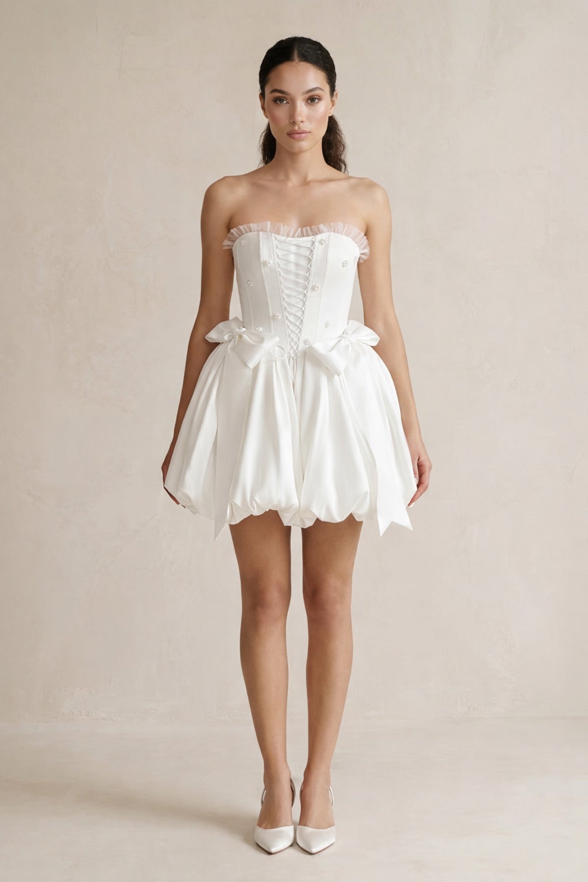 Robe de mariée courte ivoire en dentelle bustier sans manches - Harana