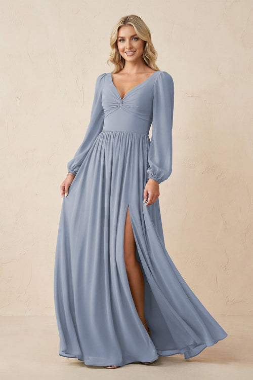 Robe de demoiselle d’honneur bleu crépuscule longue en mousseline coupe trapèze à col V et manches longues - Harana