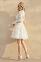 Robe de mariée ivoire trapèze en dentelle manches longues à appliqués - Harana