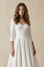 Robe de mariée blanche trapèze en satin à col V manches longues - Harana