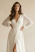 Robe de mariée blanche trapèze en mousseline à col V manches longues - Harana