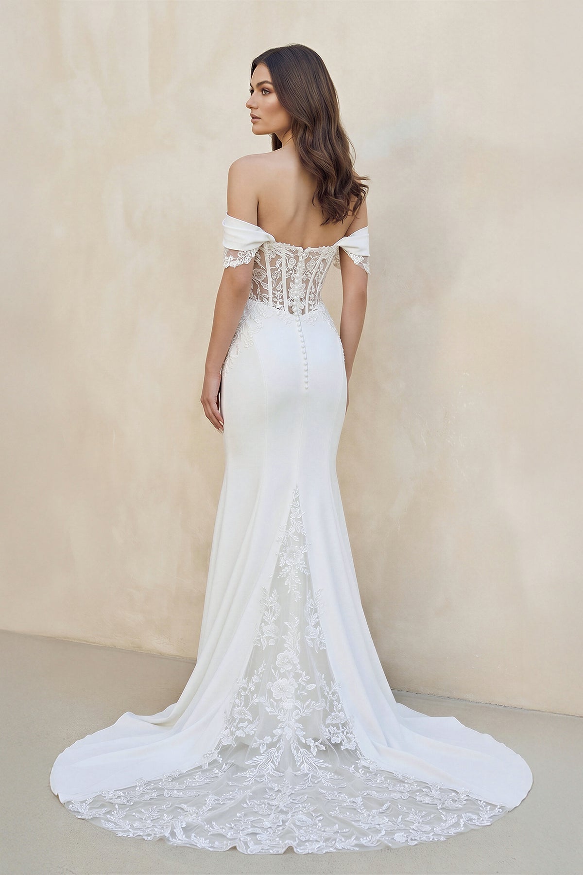 Robe de mariée blanche en dentelle coupe sirène à épaules dénudées - Harana