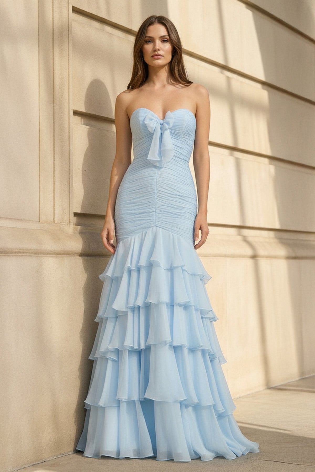 Robe longue bleu ciel coupe sirène à volants avec nœud - Harana