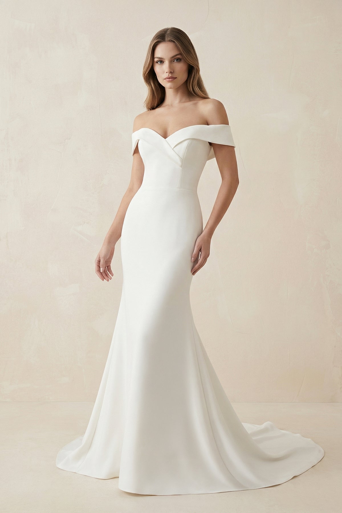 Robe de mariée blanche satinée silhouette sirène à épaules dénudées - Harana