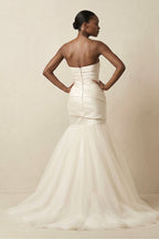 Robe de mariée blanche satinée coupe sirène bustier plissée - Harana