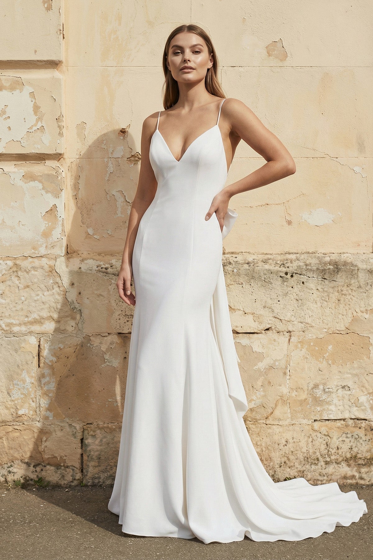 Robe de mariée blanche coupe sirène à col V - Harana