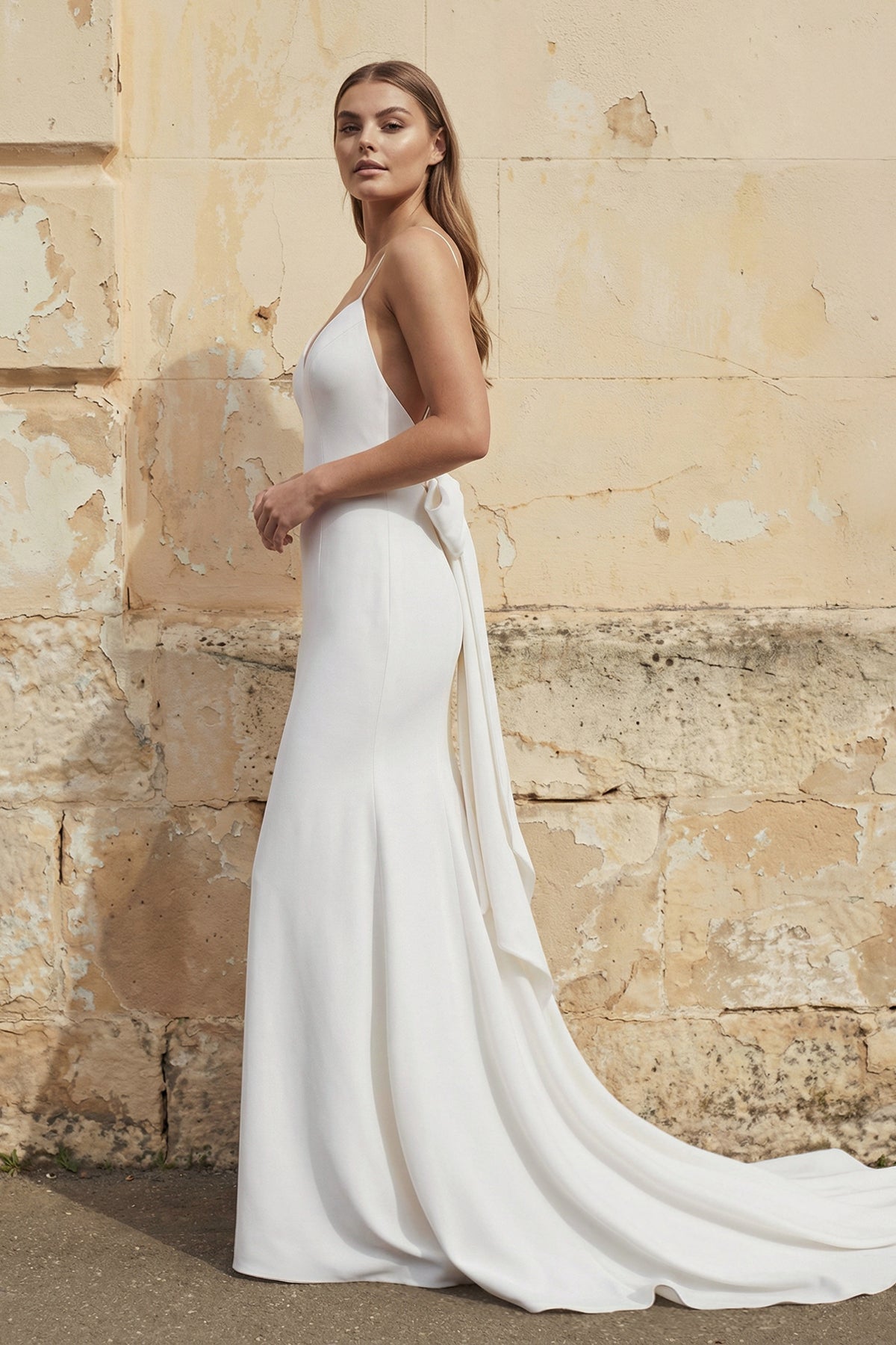Robe de mariée blanche coupe sirène à col V - Harana