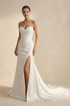 Robe de mariée blanche satinée bustier silhouette sirène - Harana