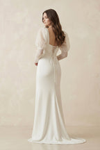 Robe de mariée ivoire satinée coupe sirène à décolleté cœur et manches longues avec corset - Harana