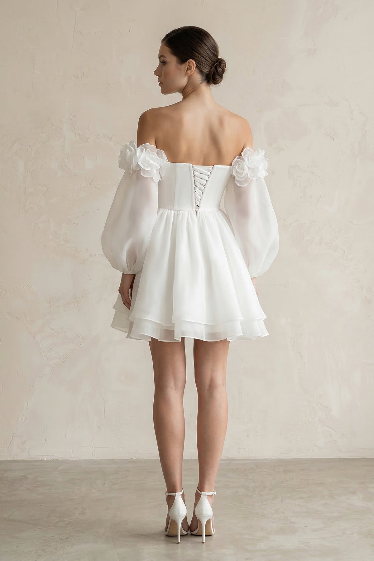 Robe de mariée ivoire trapèze en mousseline à épaules dénudées manches longues - Harana